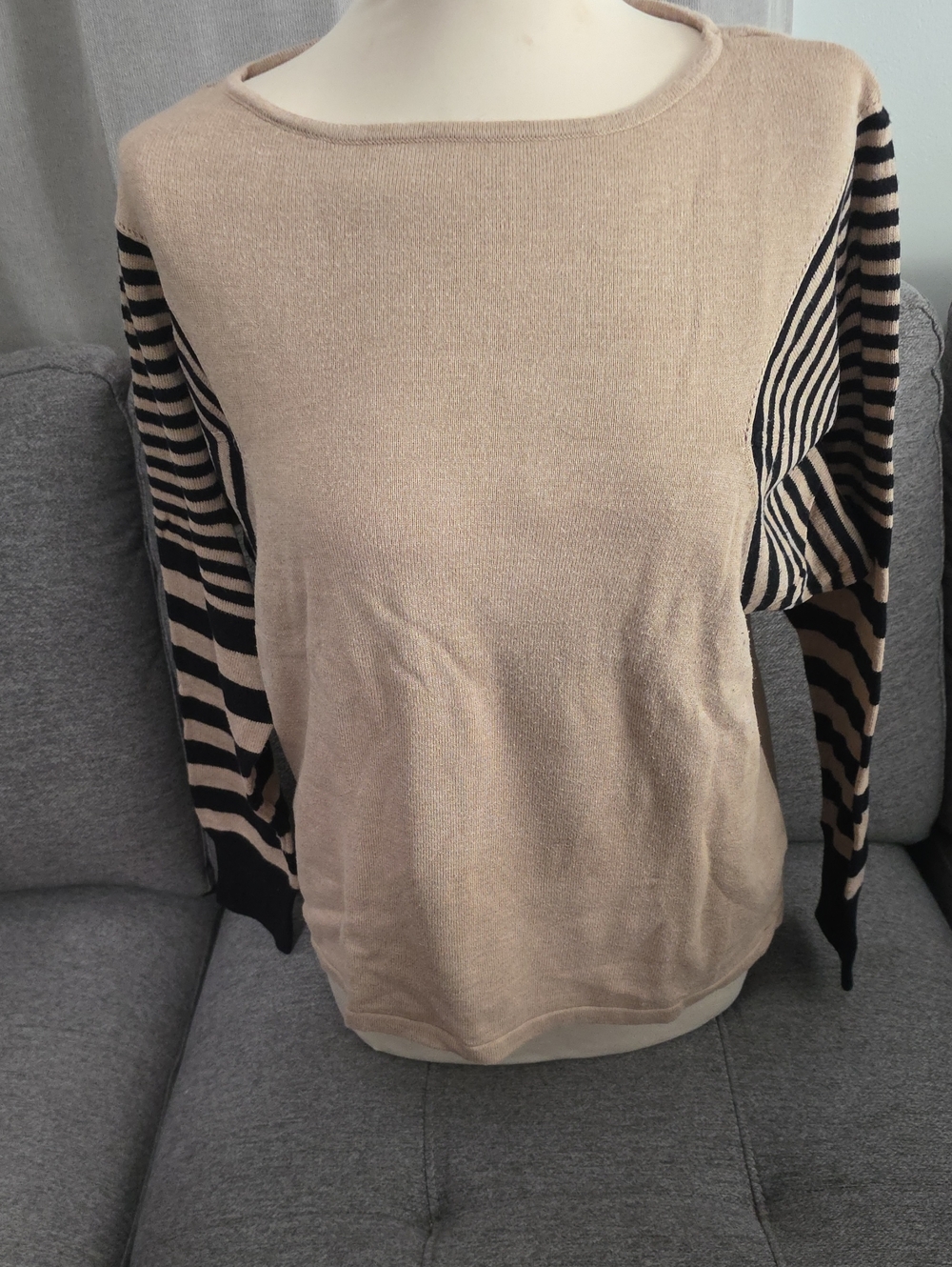 Vince Camuto Beige Sweater with Black and Beige Striped Sleeves